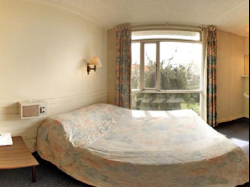 Equestrian Hotel Christchurch Buitenkant foto