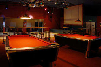 Equestrian Hotel Christchurch Buitenkant foto