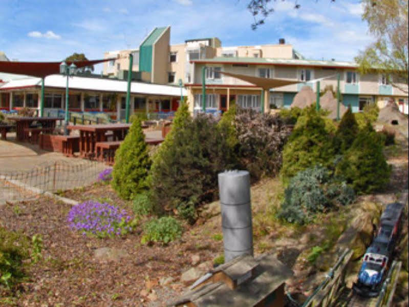 Equestrian Hotel Christchurch Buitenkant foto
